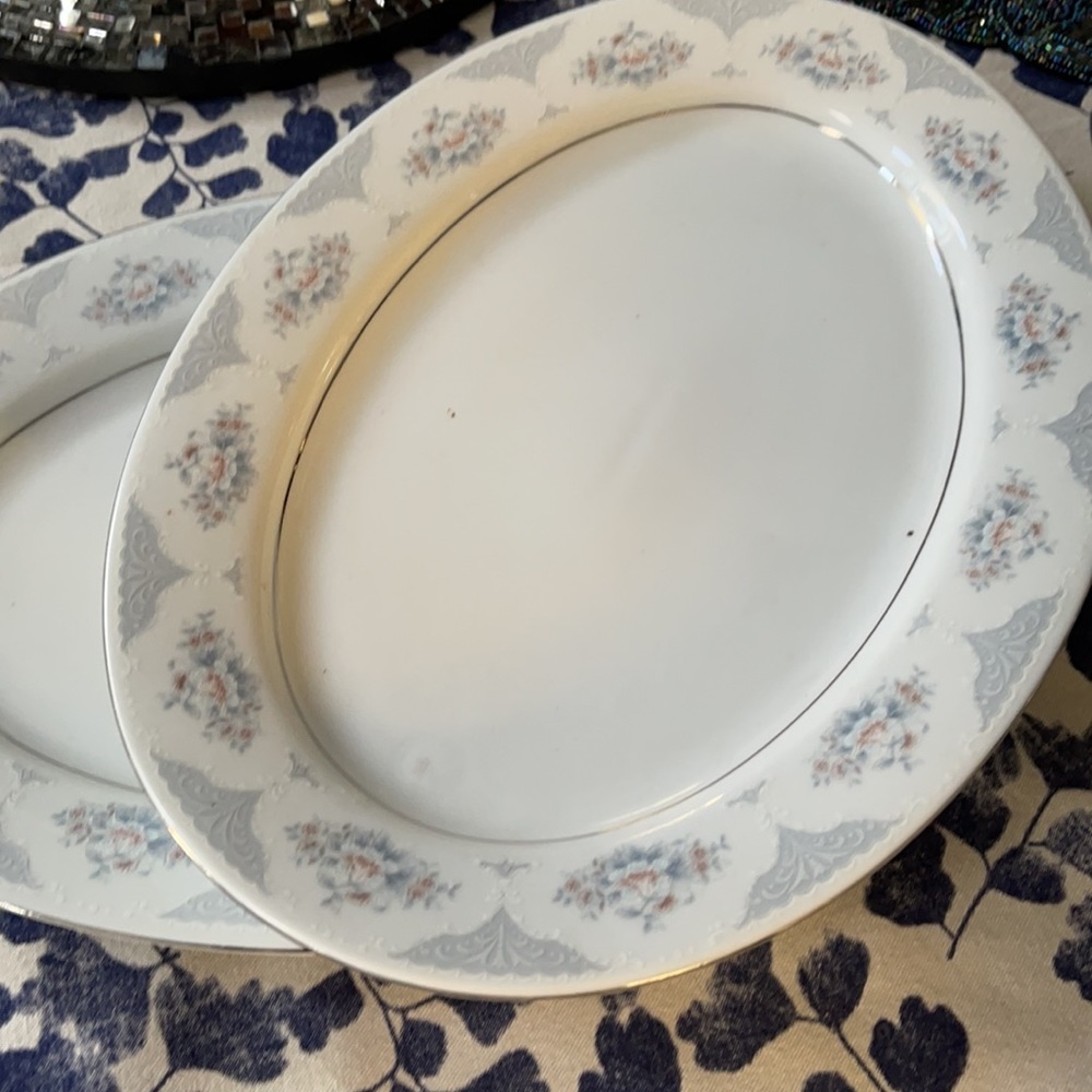 Silverie fine china large platter.Pattern-Sapphire SIV5 Price is for one platter